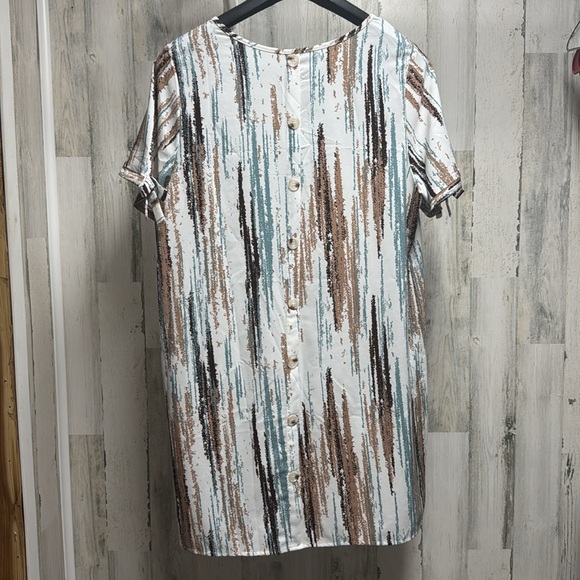 EUC- SHEIN Curves Dress, Size 1XL - Picture 5 of 5